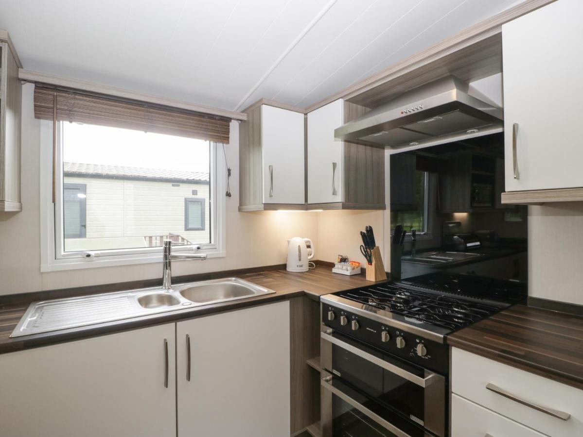 Swan Villa Leominster Dış mekan fotoğraf