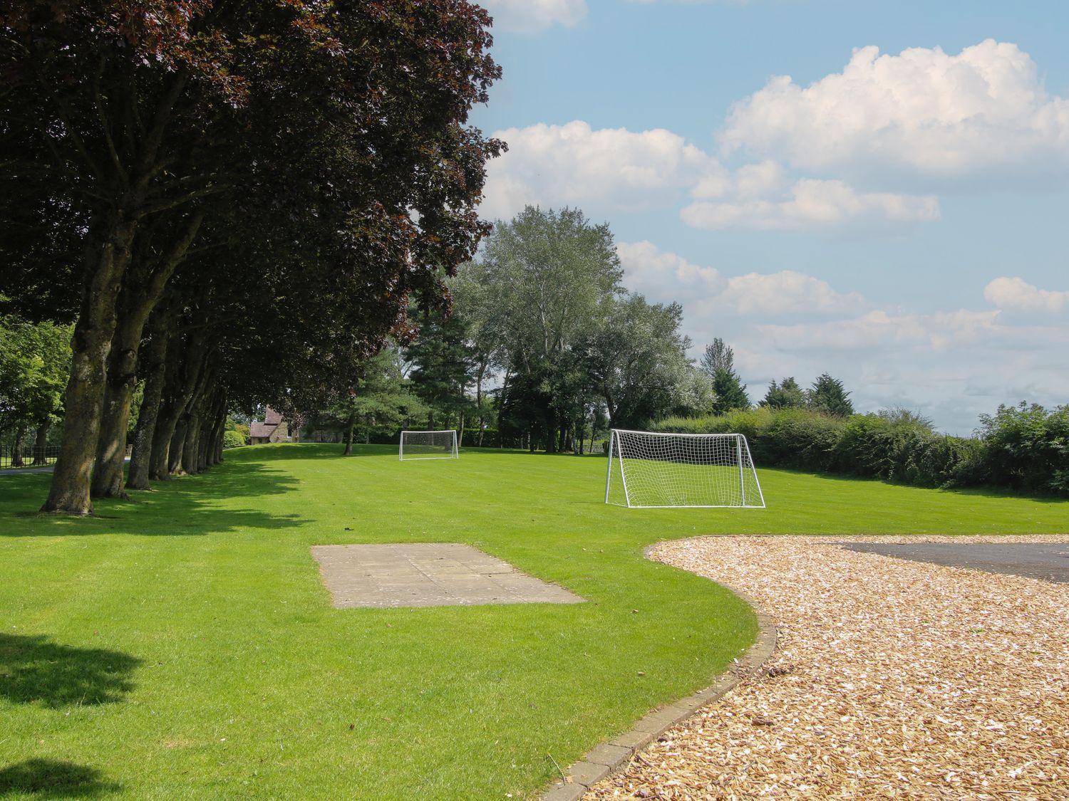 Swan Villa Leominster Dış mekan fotoğraf